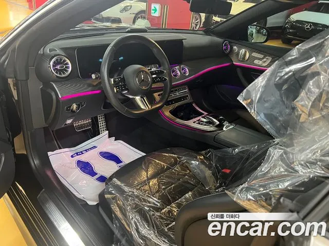 Mercedes-Benz E-Class 2023 — фото 12