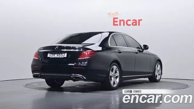Mercedes-Benz E-Class 2018 — фото 2