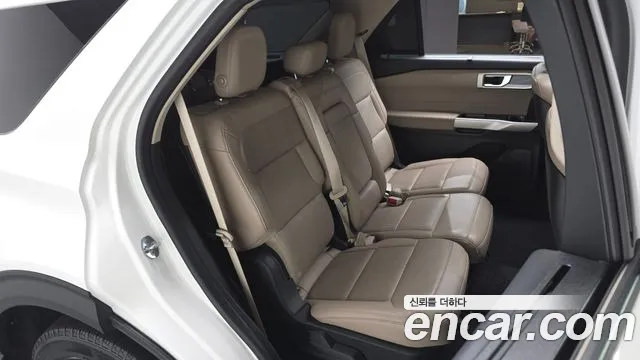 Ford Explorer 2020 — фото 12