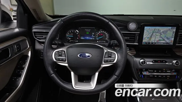 Ford Explorer 2020 — фото 13