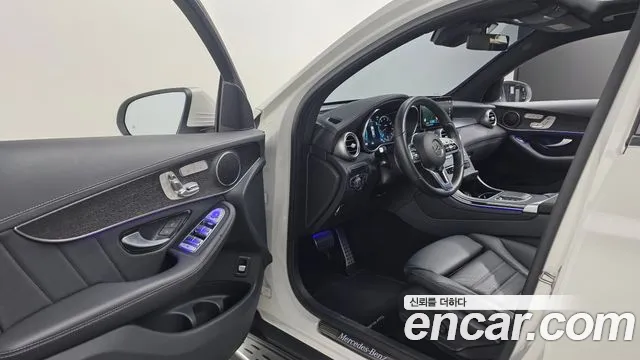 Mercedes-Benz GLC-Class 2023 — фото 12