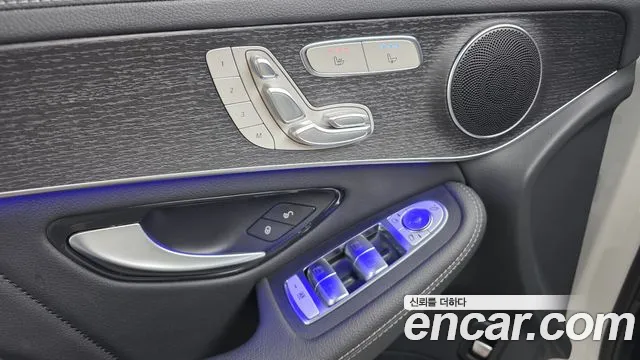 Mercedes-Benz GLC-Class 2023 — фото 18