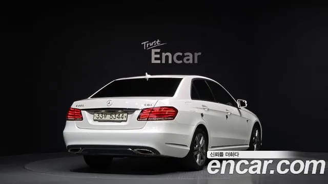 Mercedes-Benz E-Class 2014 — фото 2