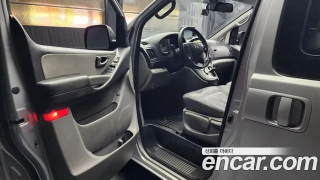 Hyundai Starex 2014 — фото 10