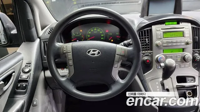 Hyundai Starex 2014 — фото 13