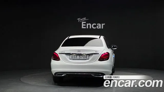 Mercedes-Benz C-Class 2019 — фото 4