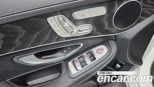 Mercedes-Benz C-Class 2019 — фото 12