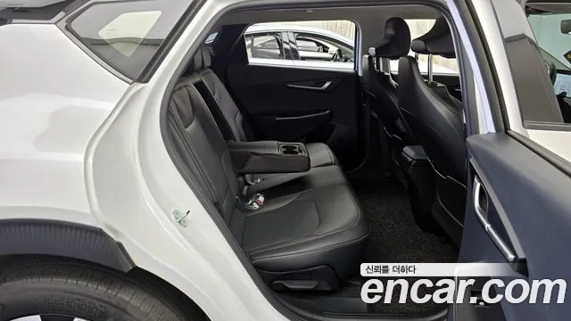 Kia EV6 2023 — фото 12