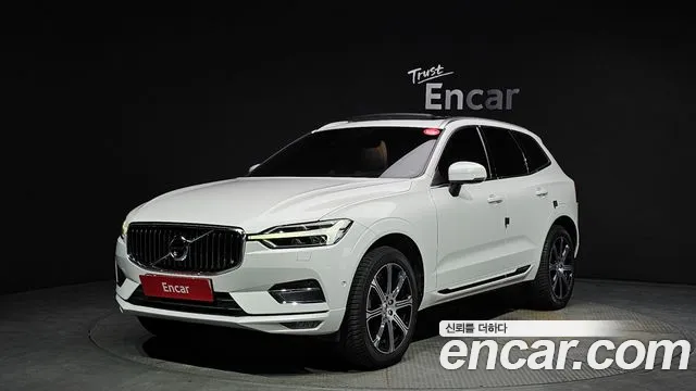 Volvo XC60 2019 — фото 1
