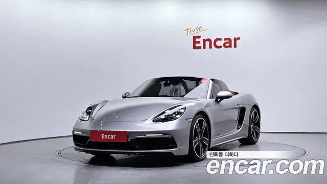 Porsche 718 2023 — фото 1