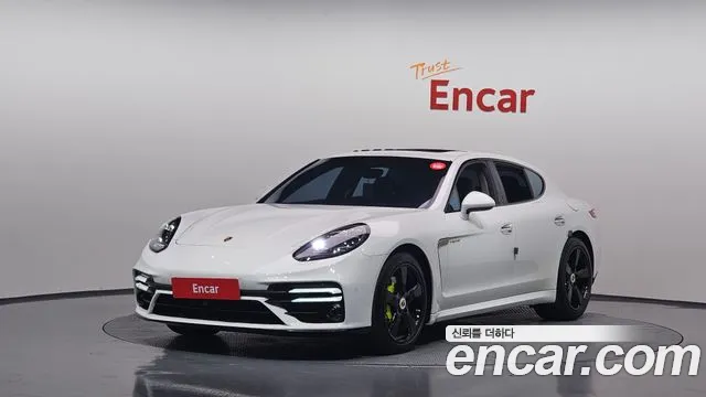 Porsche Panamera 2015 — фото 1