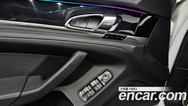 Porsche Panamera 2015 — фото 17