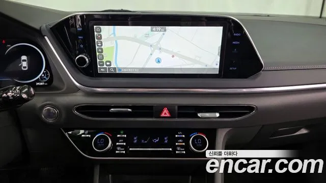 Hyundai Sonata 2023 — фото 14