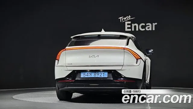 Kia EV6 2022 — фото 4