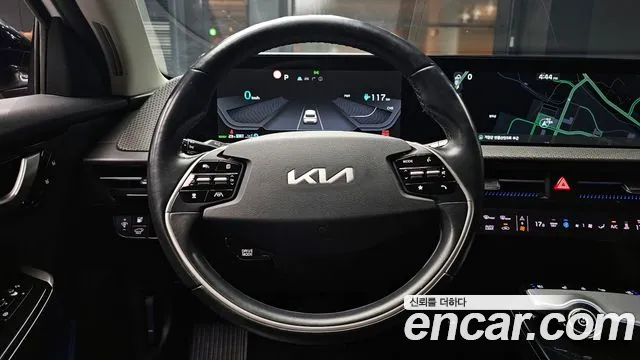 Kia EV6 2022 — фото 14