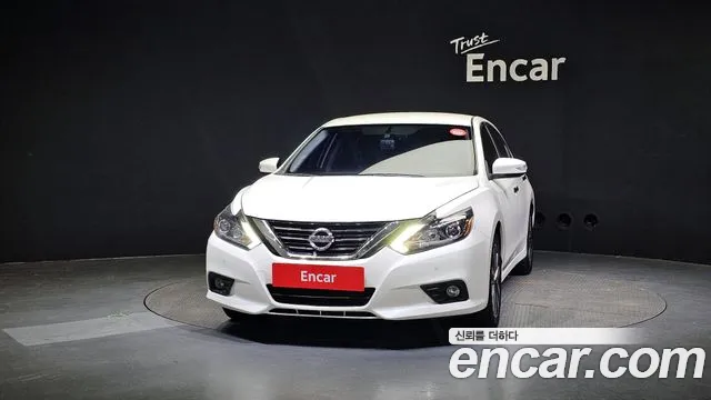 Nissan Altima 2017 — фото 3