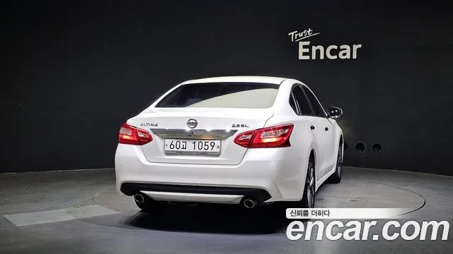 Nissan Altima 2017 — фото 4