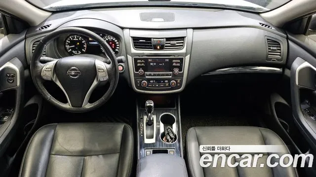 Nissan Altima 2017 — фото 7