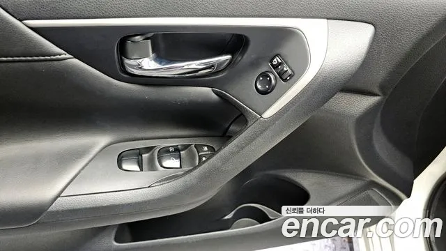 Nissan Altima 2017 — фото 14