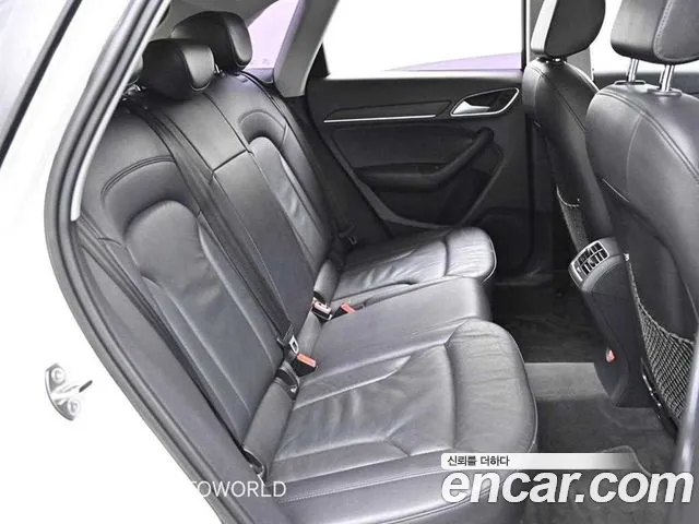 Audi Q3 2015 — фото 12