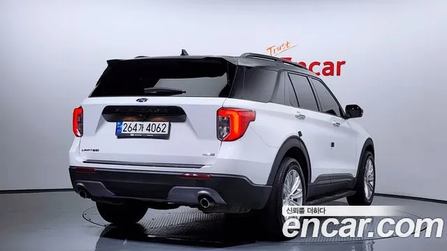 Ford Explorer 2020 — фото 2