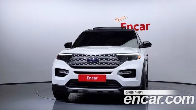 Ford Explorer 2020 — фото 3