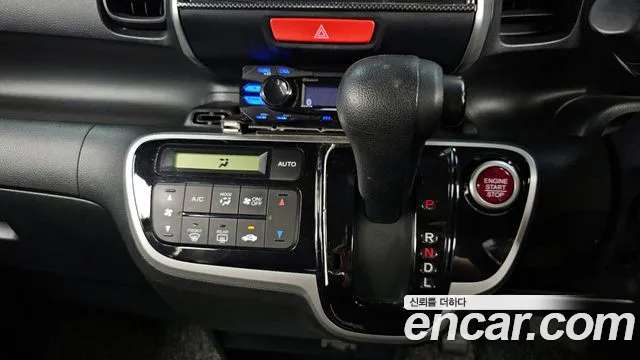 Honda N-BOX 2015 — фото 9