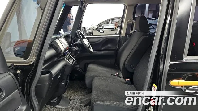 Honda N-BOX 2015 — фото 11