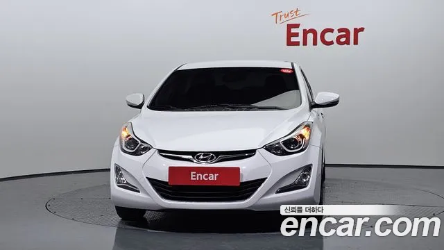 Hyundai AVANTE 2015 — фото 3