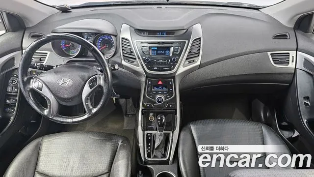 Hyundai AVANTE 2015 — фото 7