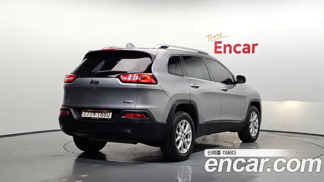 Jeep Cherokee 2015 — фото 2