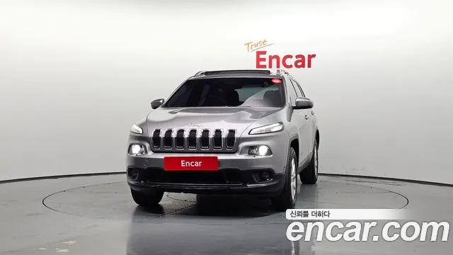 Jeep Cherokee 2015 — фото 3