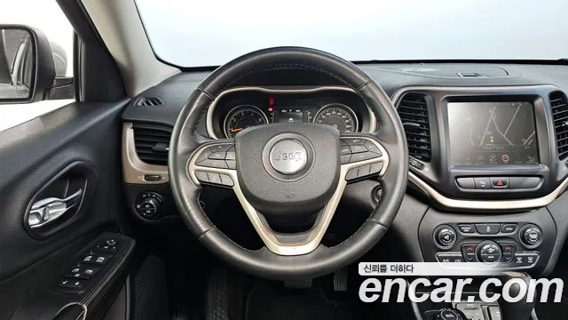 Jeep Cherokee 2015 — фото 13