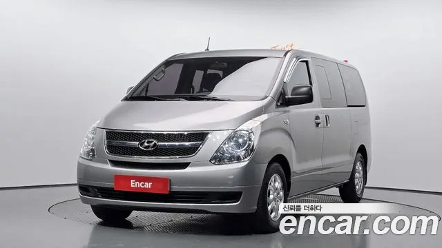 Hyundai Starex 2016 — фото 1