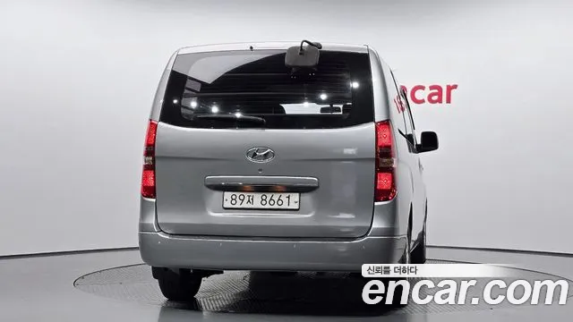 Hyundai Starex 2016 — фото 4