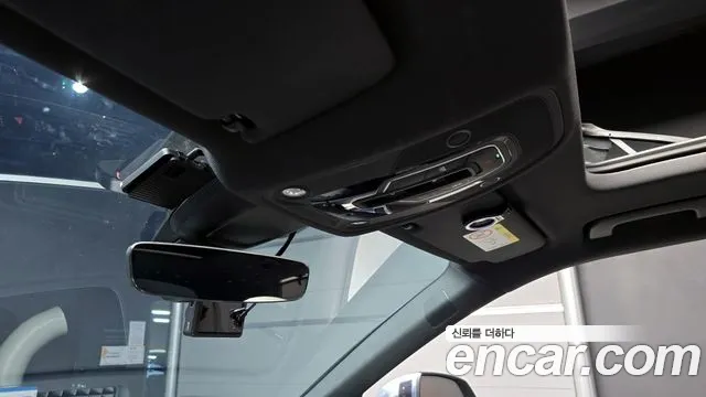 Audi SQ5 2020 — фото 17