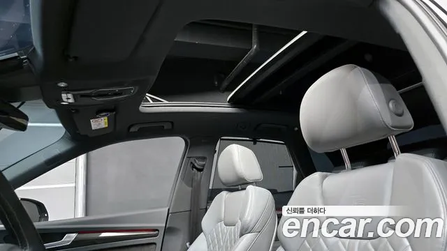 Audi SQ5 2020 — фото 18