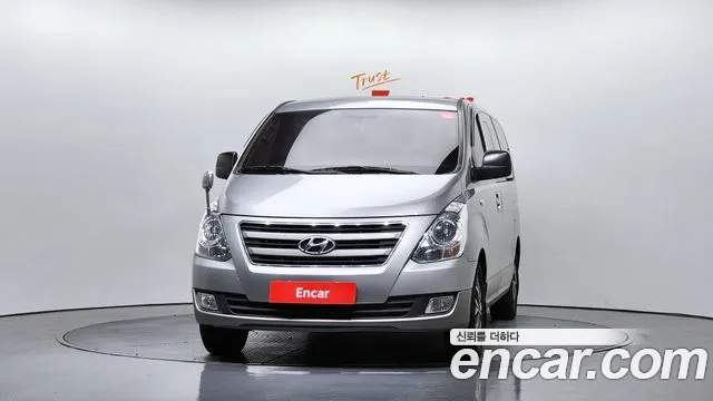 Hyundai Starex 2016 — фото 3