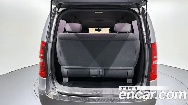 Hyundai Starex 2016 — фото 20