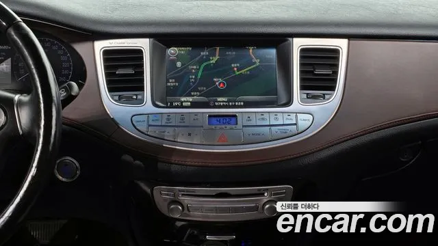 Hyundai Genesis 2014 — фото 15
