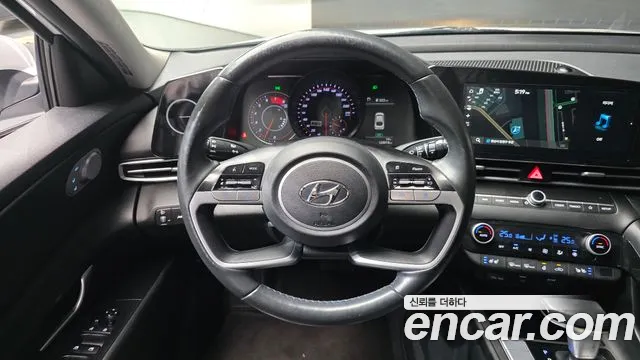 Hyundai AVANTE 2021 — фото 13