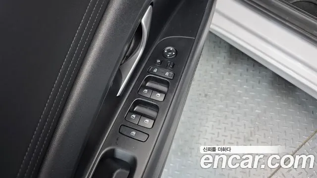 Hyundai AVANTE 2021 — фото 14