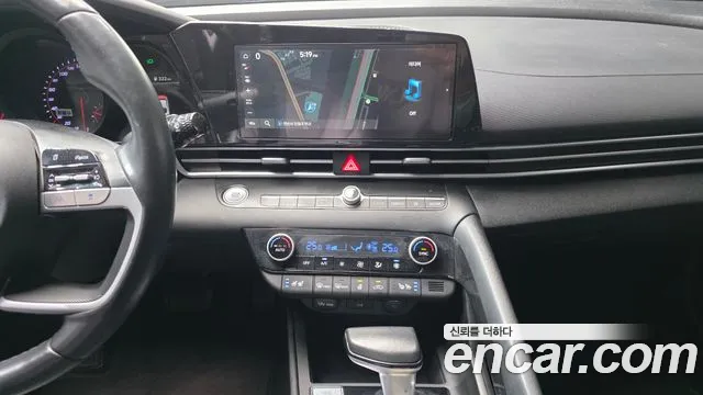Hyundai AVANTE 2021 — фото 19