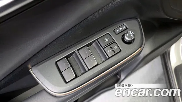 Toyota Crown 2023 — фото 14