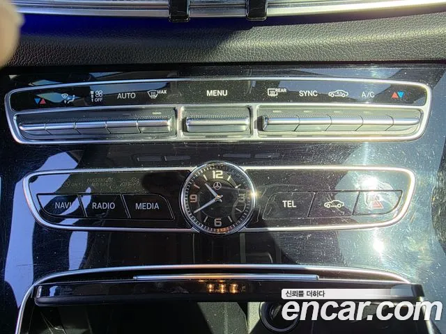 Mercedes-Benz E-Class 2018 — фото 16