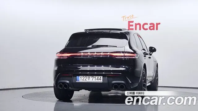 Porsche Macan 2022 — фото 4