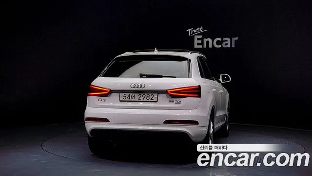 Audi Q3 2015 — фото 4