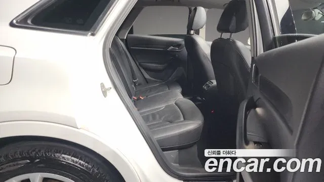 Audi Q3 2015 — фото 12