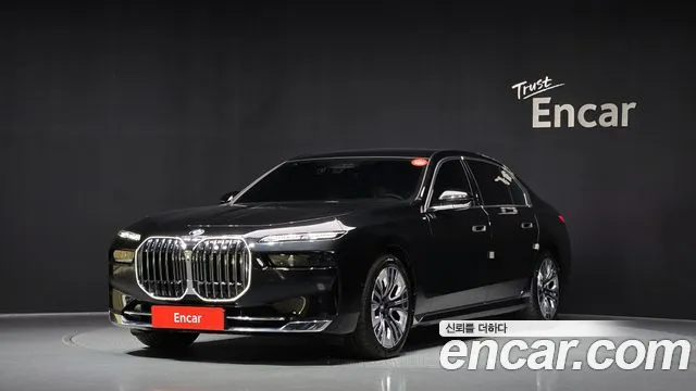 BMW 7-Series 2023 — фото 1