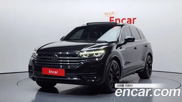 Volkswagen Touareg 2020 — фото 1